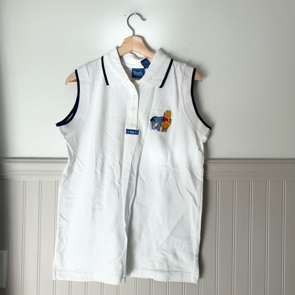 Vintage Disney Winnie the Pooh Medium White Embroidered Sleeveless Polo Shirt